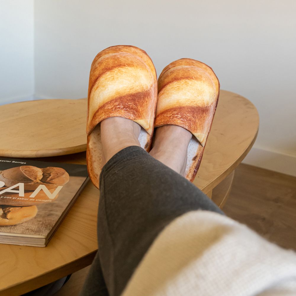Weißbrot Hausschuhe